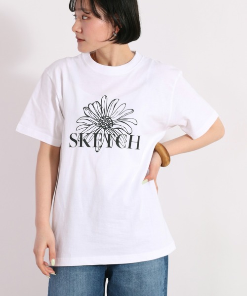 cepo(セポ)の「フラワーグラフィックTee(Tシャツ/カットソー・レディース・ブラック/ホワイト系その他/オフホワイト/ホワイト×グリーン・M)」の2枚目の写真