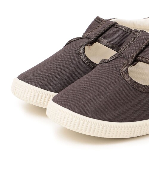 SHIPS any（シップス エニィ）の「MONMIMI: Tストラップ シューズ <KIDS>（スニーカー・キッズ・ダークグレー/キャメル/ブルー・18/17/19）」の4枚目の写真