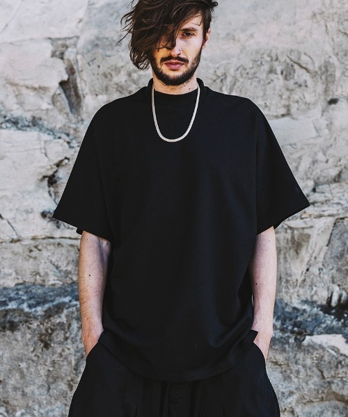 NO ID.(ノーアイディ)の「mt7850-ドルマンスリーブモックネックT Tシャツ(Tシャツ/カットソー・メンズ・ベージュ/ブラック/グレー/ホワイト・ONE SIZE)」の1枚目の写真
