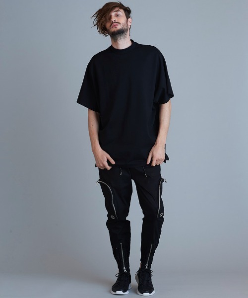 NO ID.(ノーアイディ)の「mt7850-ドルマンスリーブモックネックT Tシャツ(Tシャツ/カットソー・メンズ・ベージュ/ブラック/グレー/ホワイト・ONE SIZE)」の14枚目の写真