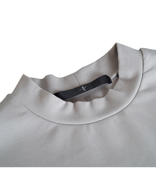 NO ID.(ノーアイディ)の「mt7850-ドルマンスリーブモックネックT Tシャツ(Tシャツ/カットソー・メンズ・ベージュ/ブラック/グレー/ホワイト・ONE SIZE)」の21枚目の写真