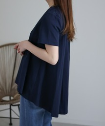 裾フレアTシャツ
