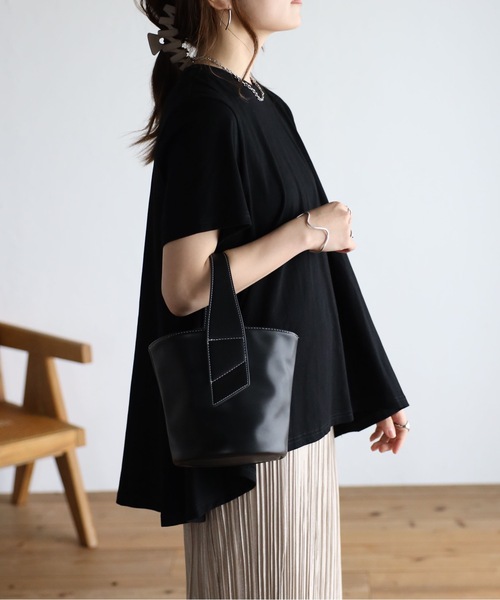 sakishimatokyo（サキシマトーキョー）の「裾フレアTシャツ（Tシャツ