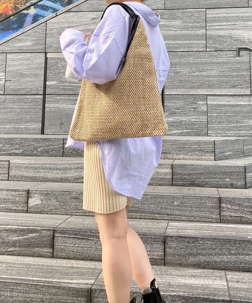yuue' ( wear )（ユーイ）の「トライアングルストローバッグ（ハンドバッグ・レディース・ベージュ/ライトブラウン/ブラック・FREE）」の12枚目の写真