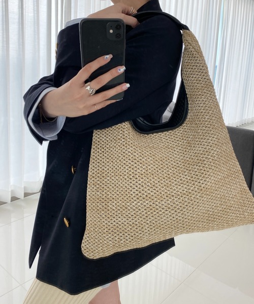 yuue' ( wear )（ユーイ）の「トライアングルストローバッグ（ハンドバッグ・レディース・ベージュ/ライトブラウン/ブラック・FREE）」の14枚目の写真