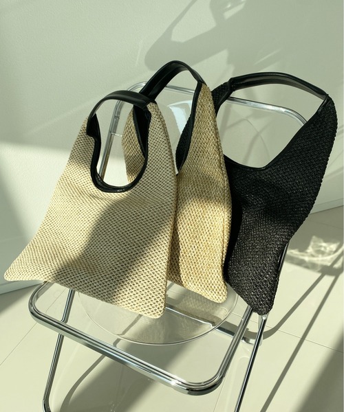 yuue' ( wear )（ユーイ）の「トライアングルストローバッグ（ハンドバッグ・レディース・ベージュ/ライトブラウン/ブラック・FREE）」の4枚目の写真