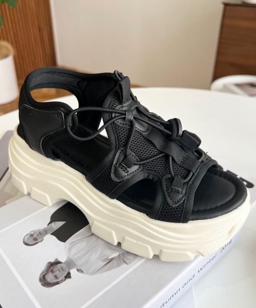 moment+（モーメントプラス）の「【累計販売数1万足突破！】厚底スニーカーソール スポーツサンダル（サンダル・レディース・ブラック/アイボリー/ブラック系その他/ベージュ・LL/S/M/L）」の11枚目の写真