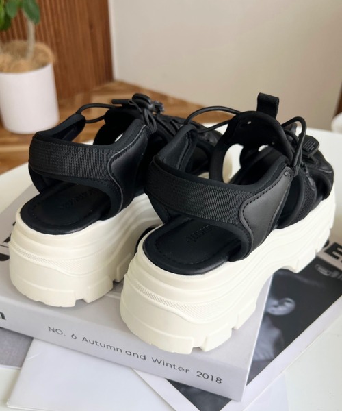 moment+（モーメントプラス）の「【累計販売数1万足突破！】厚底スニーカーソール スポーツサンダル（サンダル・レディース・ブラック/アイボリー/ブラック系その他/ベージュ・LL/S/M/L）」の9枚目の写真