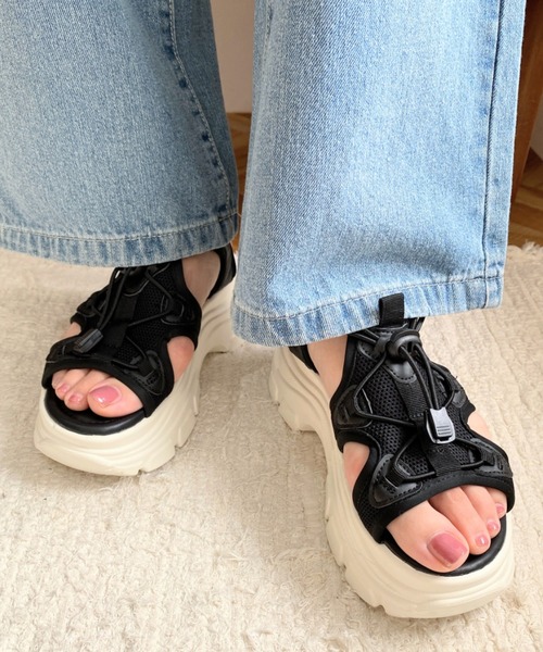 moment+（モーメントプラス）の「【累計販売数1万足突破！】厚底スニーカーソール スポーツサンダル（サンダル・レディース・ブラック/アイボリー/ブラック系その他/ベージュ・LL/S/M/L）」の13枚目の写真