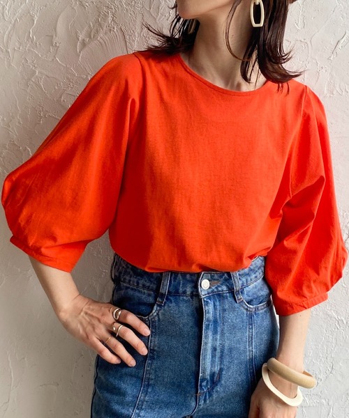 She's Closet（シーズクローゼット）の「綿天竺ボリューム袖ランタンスリーブショート丈半袖Tシャツ（Tシャツ/カットソー・レディース・グリーン/オレンジ/ピンク/ブラック/ホワイト・FREE）」の5枚目の写真