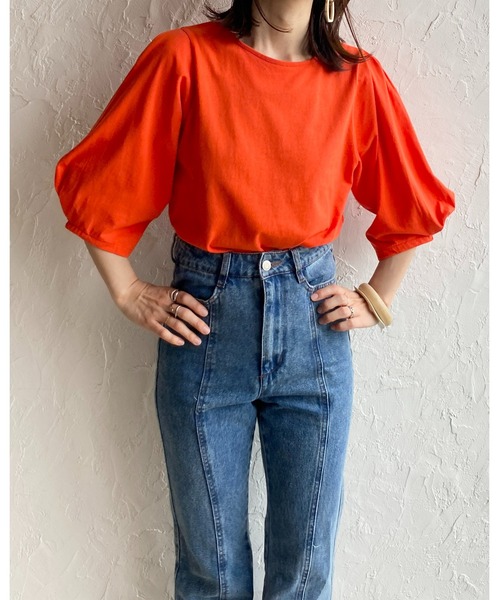 She's Closet（シーズクローゼット）の「綿天竺ボリューム袖ランタンスリーブショート丈半袖Tシャツ（Tシャツ/カットソー・レディース・グリーン/オレンジ/ピンク/ブラック/ホワイト・FREE）」の12枚目の写真