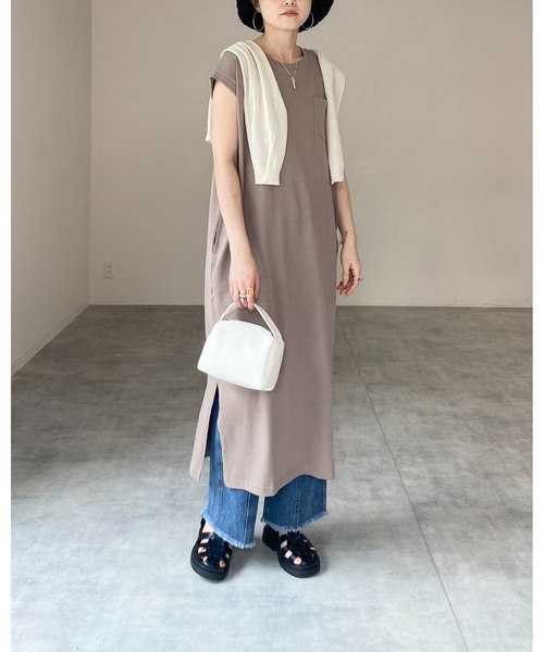 She's Closet(シーズクローゼット)の「クルーネックヘビーウェイトフレンチスリーブロングTシャツワンピース(ワンピース・レディース・ホワイト/ブラック/モカ/チャコール・FREE)」の10枚目の写真