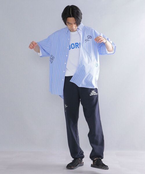 SHIPS(シップス)の「*SHIPS: ROOTS×INFLUENCE LEEGET ペインティング プリント スウェット パンツ(スウェットパンツ・メンズ・ネイビー/グレー・MEDIUM/LARGE/X-LARGE)」の4枚目の写真
