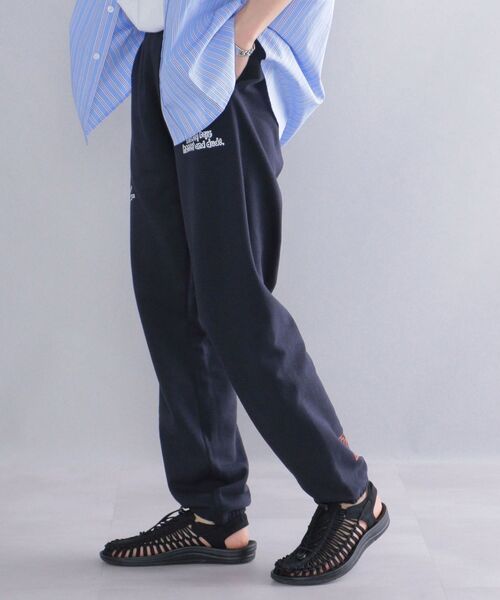 SHIPS(シップス)の「*SHIPS: ROOTS×INFLUENCE LEEGET ペインティング プリント スウェット パンツ(スウェットパンツ・メンズ・ネイビー/グレー・MEDIUM/LARGE/X-LARGE)」の13枚目の写真