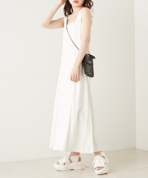 Chico（チコ）の「チェーンショルダーキルティングスマホケース（ショルダーバッグ・レディース・ホワイト/ブラック/ピンク・FREE）」の11枚目の写真