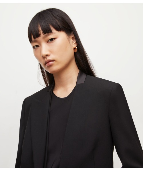 ALLSAINTS(オールセインツ)の「LEIGH BLAZER | LEIGH ブレザー(テーラードジャケット・レディース・ブラック・4/6/8/10)」の5枚目の写真