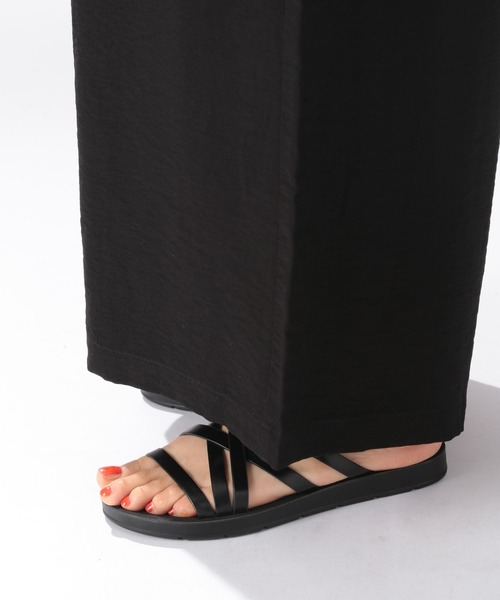 niko and...（ニコアンド）の「リラックスワイドサロペット（サロペット/オーバーオール・レディース・ブラック/ネイビー/カーキ・MEDIUM/LARGE）」の9枚目の写真