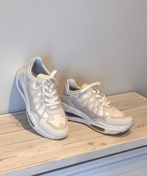 ASH(アッシュ)の「【FUTURA200】ハイテクローカットスニーカー(スニーカー・レディース・ホワイト/ブラック/マルチ・35/38/39/36/37)」の17枚目の写真