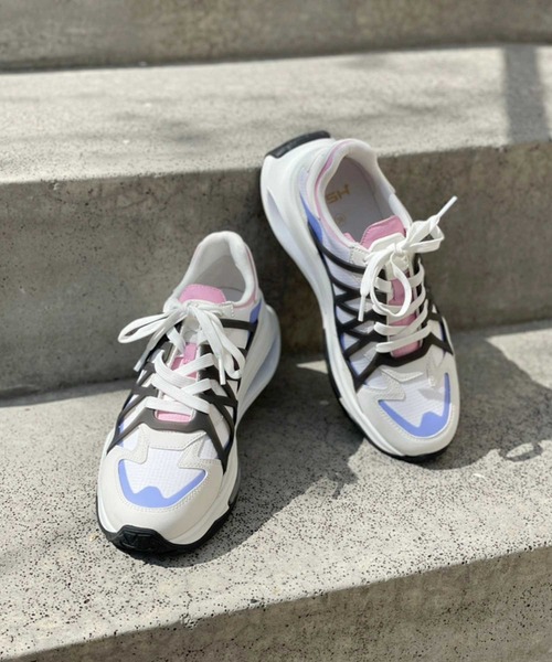 ASH(アッシュ)の「【FUTURA200】ハイテクローカットスニーカー(スニーカー・レディース・ホワイト/ブラック/マルチ・35/38/39/36/37)」の6枚目の写真