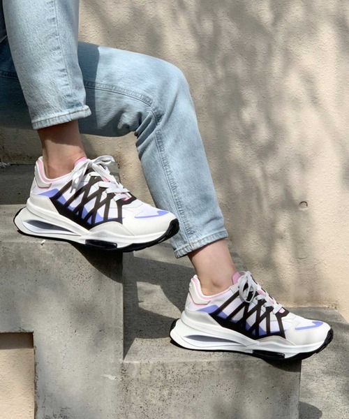 ASH(アッシュ)の「【FUTURA200】ハイテクローカットスニーカー(スニーカー・レディース・ホワイト/ブラック/マルチ・35/38/39/36/37)」の9枚目の写真