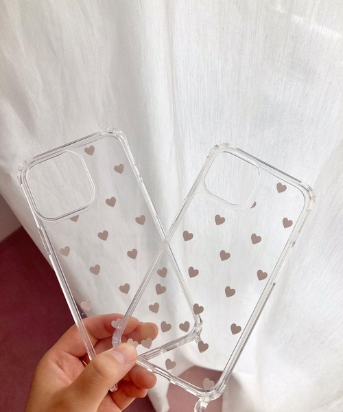 Me%（ミィパーセント）の「【iphone13pro対応】ハートDOTフック13proケース（スマホケース/カバー・レディース・ベージュ・FREE）」の4枚目の写真
