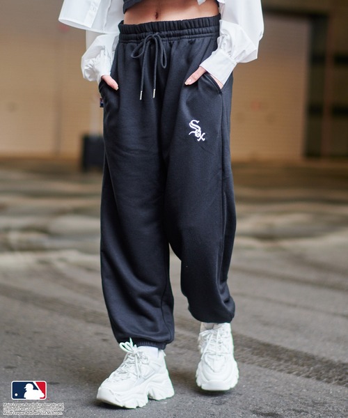 MLB（メジャーリーグベースボール）の「【MLB/メジャーリーグベースボール】別注ワンポイントロゴスウェットパンツ/ユニセックス対応（スウェットパンツ・レディース・ホワイト/ブラック/グリーン/ブルー/ネイビー/オートミール/グレー系その他・M/L）」の19枚目の写真