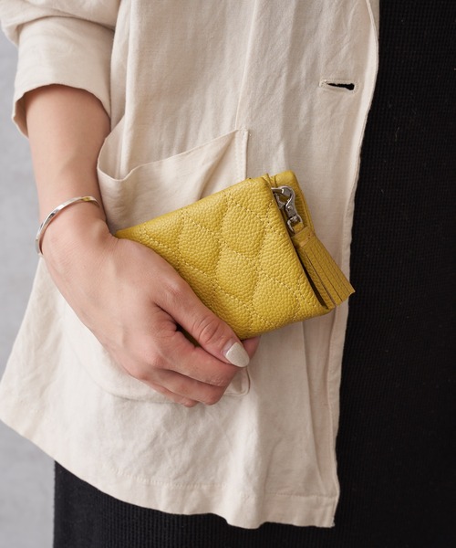 Beau're（ヴュレ）の「BEAURE｜牛革キルティング 2つ折り財布（財布・レディース・ブラック/ピンク/グリーン/ベージュ/イエロー/グリーン系その他/オレンジ・フリー）」の16枚目の写真