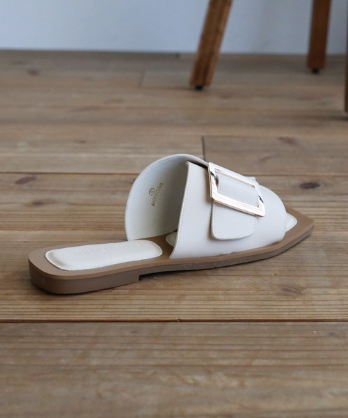 Bonjour Sagan（ボンジュールサガン）の「バックルフラットミュール（サンダル・レディース・オフホワイト・M/L）」の8枚目の写真
