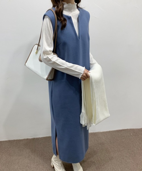 ECLIN(エクラン)の「メルトンスリットキーネックジャンスカ(ジャンパースカート・レディース・ブラック/ブラウン/グリーン/ブルーグレー/ベージュ/グレー・FREE)」の4枚目の写真