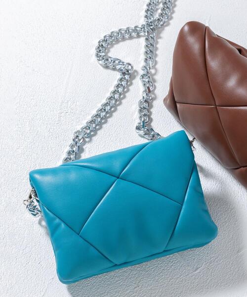 BEAUTY&YOUTH UNITED ARROWS（ビューティーアンドユースユナイテッドアローズ）の「プク スクエアフラップ ショルダーバッグ -2WAY-（ショルダーバッグ・レディース・ダークブラウン/ターコイズブルー・FREE）」の2枚目の写真