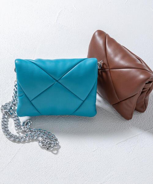 BEAUTY&YOUTH UNITED ARROWS（ビューティーアンドユースユナイテッドアローズ）の「プク スクエアフラップ ショルダーバッグ -2WAY-（ショルダーバッグ・レディース・ダークブラウン/ターコイズブルー・FREE）」の4枚目の写真