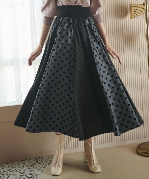 AND COUTURE（アンドクチュール）の「ウエストリブフロッキー