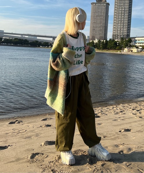 sedacle（セダクル）の「グラデーションニットカーディガン（カーディガン/ボレロ・メンズ・ブラック系/グリーン系/パープル系・FREE）」の14枚目の写真