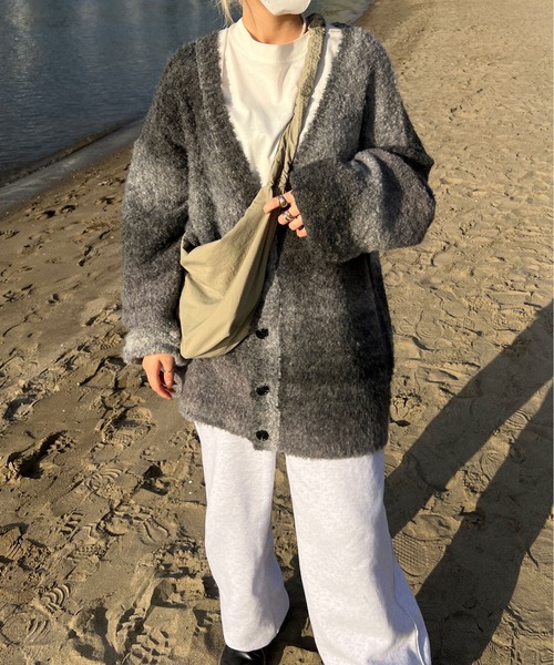 sedacle（セダクル）の「グラデーションニットカーディガン（カーディガン/ボレロ・メンズ・ブラック系/グリーン系/パープル系・FREE）」の15枚目の写真