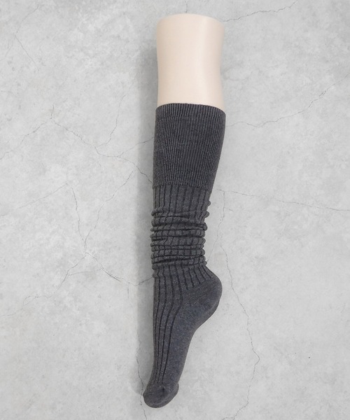 minia（ミニア）の「リブニーハイソックス（ソックス/靴下・レディース・ブラック/グレー・FREE）」の3枚目の写真