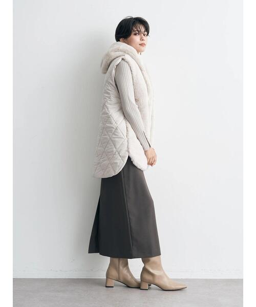 YECCA VECCA（イェッカヴェッカ）の「ファー×キルティングフーディー