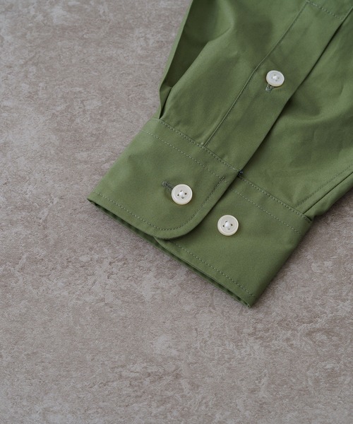 BRICK & SONS(ブリックアンドサンズ)の「リラックスバックプリーツシャツ<カーキグリーン>(シャツ/ブラウス・メンズ・カーキ・LL/S/M/L/XS)」の9枚目の写真