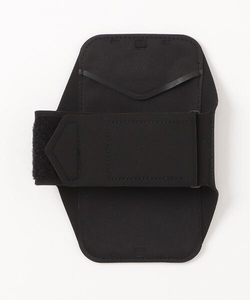 NIKE（ナイキ）の「【NIKE/ナイキ】リーン アームバンド（スマホケース/カバー・メンズ・ピンク/イエロー/オレンジ/ブラック/ネイビー・FREE）」の8枚目の写真