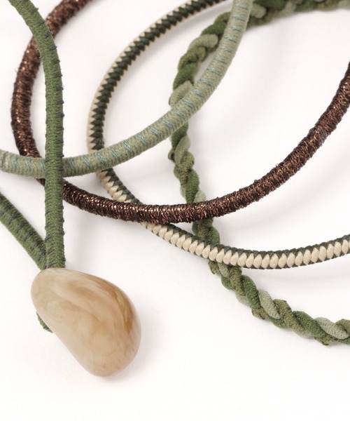 LEPSIM（レプシィム）の「静電気対策ヘアゴム　170784（ヘアゴム・レディース・ブラウン/グレー/ライトグリーン・ONE SIZE）」の4枚目の写真