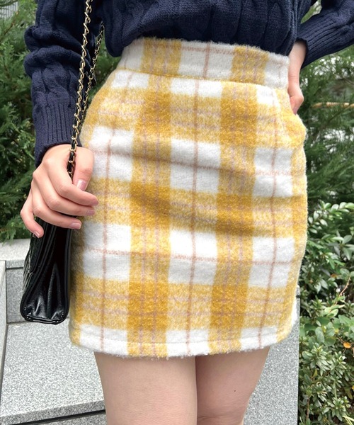 SPIGA(スピーガ)の「起毛チェックタイトスカート(スカート・レディース・ブラック/イエロー・SMALL/MEDIUM)」の6枚目の写真