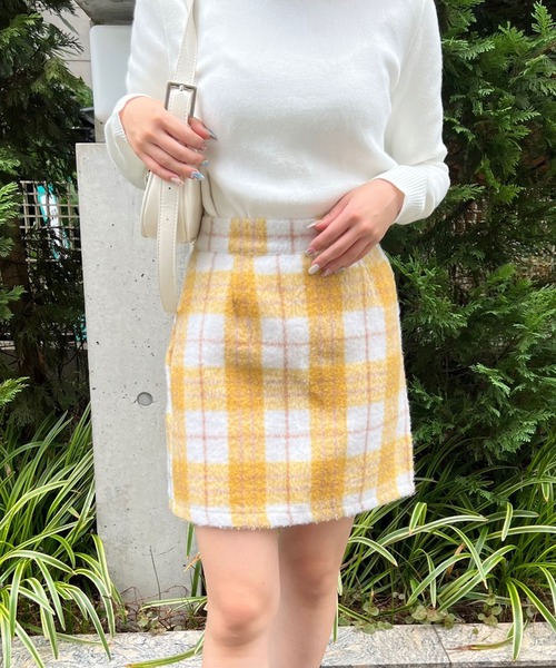 SPIGA(スピーガ)の「起毛チェックタイトスカート(スカート・レディース・ブラック/イエロー・SMALL/MEDIUM)」の9枚目の写真