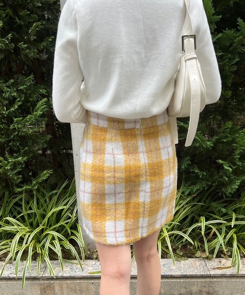 SPIGA(スピーガ)の「起毛チェックタイトスカート(スカート・レディース・ブラック/イエロー・SMALL/MEDIUM)」の14枚目の写真