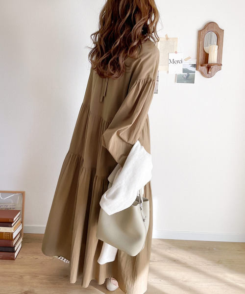 classicalelf（クラシカルエルフ）の「ふんわりモテワンピ。コットン100％バックリボンティアードワンピース（ワンピース・レディース・ブラック/ベージュ/モカ・LARGE/MEDIUM/SMALL/X-LARGE）」の13枚目の写真