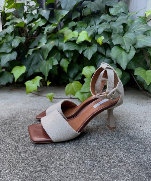 DouDou（ドゥドゥ）の「パテッドストラップサンダル（サンダル・レディース・ブラック/ホワイト/ベージュ・23cm/24cm）」の13枚目の写真