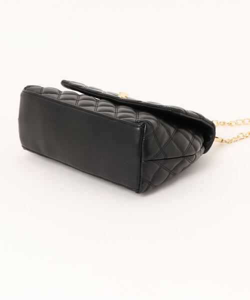 MISCH MASCH（ミッシュマッシュ）の「キルティングフラップミニバック（ショルダーバッグ・レディース・キナリ/ブラック/ピンク系その他・FREE）」の5枚目の写真