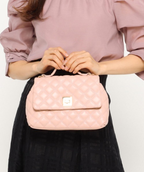 MISCH MASCH（ミッシュマッシュ）の「キルティングフラップミニバック（ショルダーバッグ・レディース・キナリ/ブラック/ピンク系その他・FREE）」の22枚目の写真