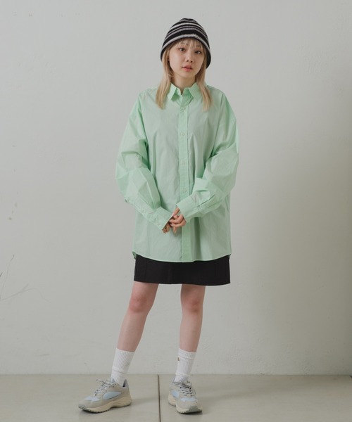 WHIMSIC(ウィムジック)の「【UNISEX/新色追加】ポプリンオーバーサイズシャツ(シャツ/ブラウス・メンズ・ブルー/グリーン/ピンク/グリーン系その他/ブルー系その他2/サックスブルー・FREE)」の7枚目の写真