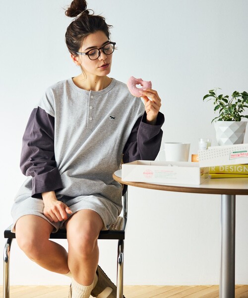 TOWNCRAFT(タウンクラフト)の「TOWN CRAFT/タウンクラフト 別注 ワンポイントロゴ ベースボール ロングスリーブTシャツ/ロンT/9分袖(Tシャツ/カットソー・メンズ・グレー/ネイビー/ベージュ・MEDIUM/LARGE)」の19枚目の写真