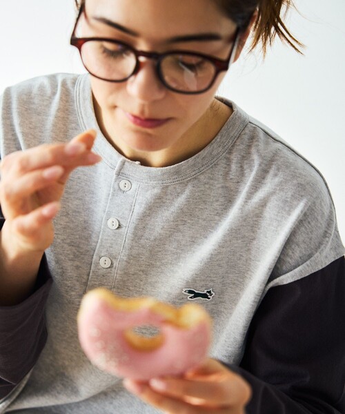 TOWNCRAFT(タウンクラフト)の「TOWN CRAFT/タウンクラフト 別注 ワンポイントロゴ ベースボール ロングスリーブTシャツ/ロンT/9分袖(Tシャツ/カットソー・メンズ・グレー/ネイビー/ベージュ・MEDIUM/LARGE)」の22枚目の写真