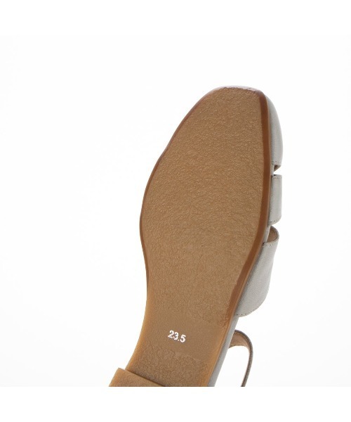 ing（イング）の「【WEB限定】セパレートストラップパンプス（サンダル・レディース・ホワイト/シルバー/ブラック/ダークブラウン・22.5cm/23cm/23.5cm/24.5cm/24cm）」の16枚目の写真